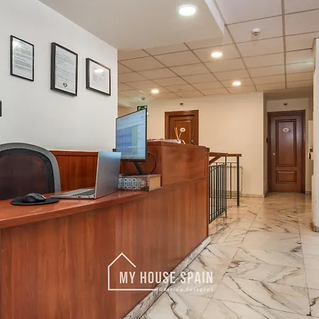 Playa Poniente מלון 2*