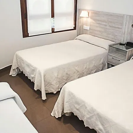 Playa Poniente גיחון