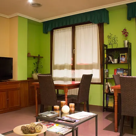 Playa Poniente מלון 2*