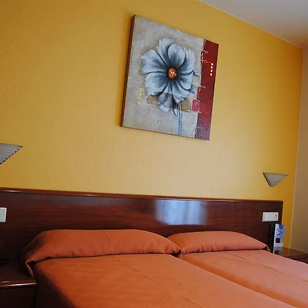 Hotel Playa Poniente 2*