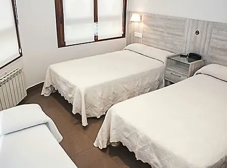 Playa Poniente Szálloda 2*