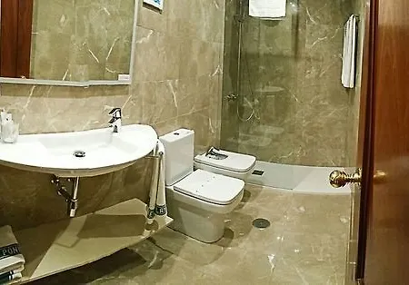 Playa Poniente Hotel
