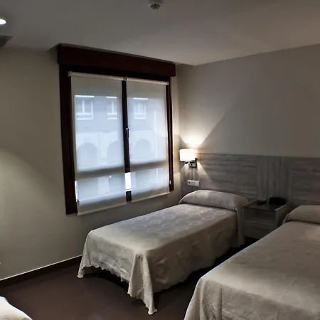 Hotel Playa Poniente 2*
