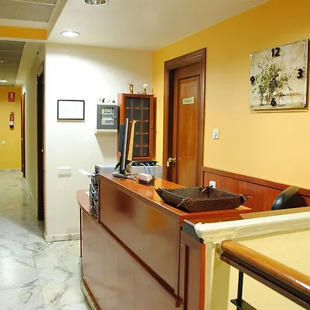 Otel Playa Poniente 2*